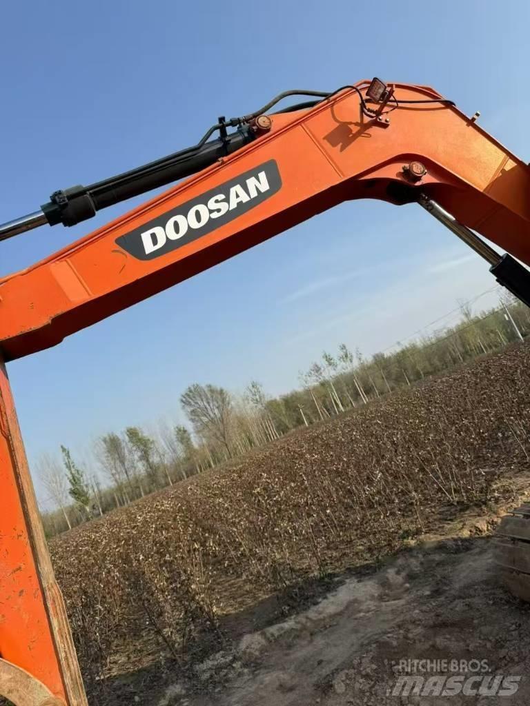 Doosan DX 75-9 C Bageri gusjeničari