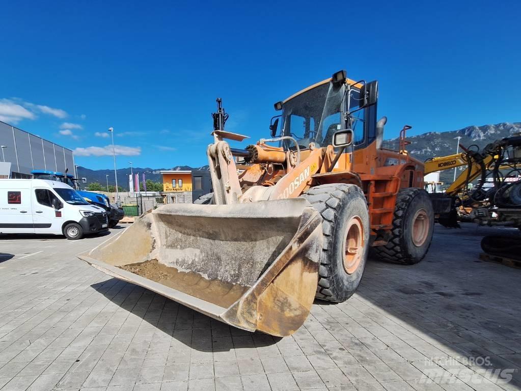 Doosan DL 300 Utovarivači na kotačima