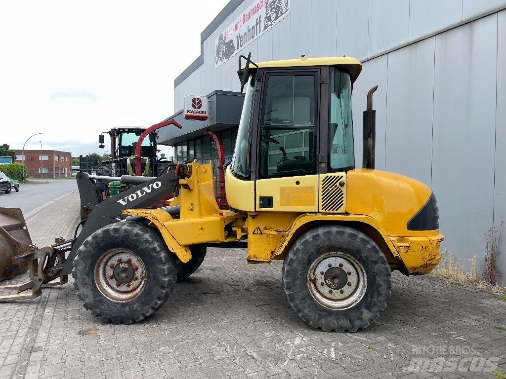 Volvo L 30 B Utovarivači na kotačima