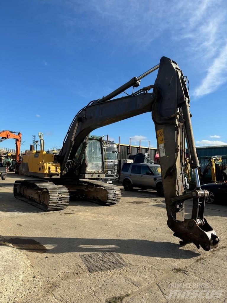 Volvo EC 220 DL Bageri gusjeničari