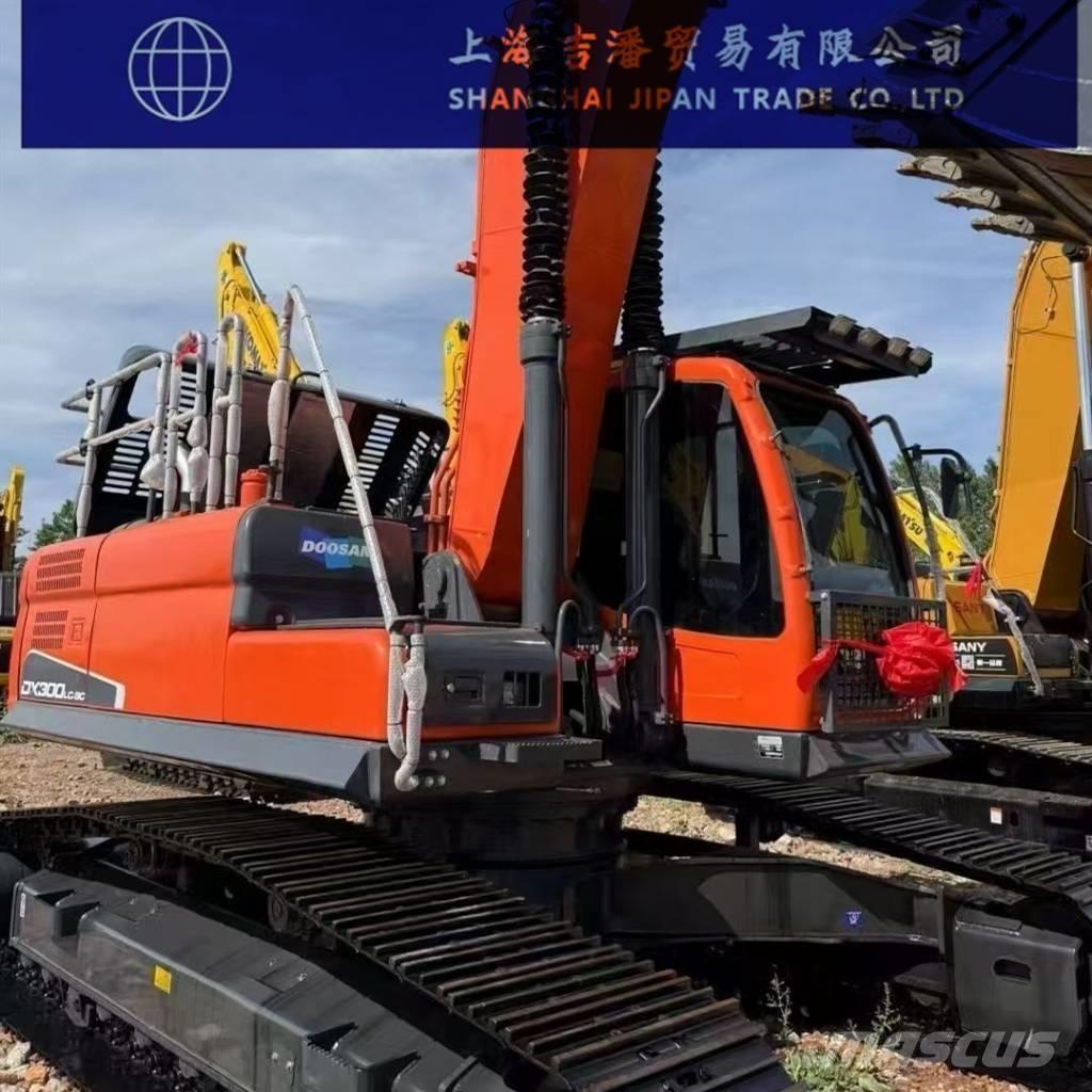 Doosan DX 300 Bageri gusjeničari