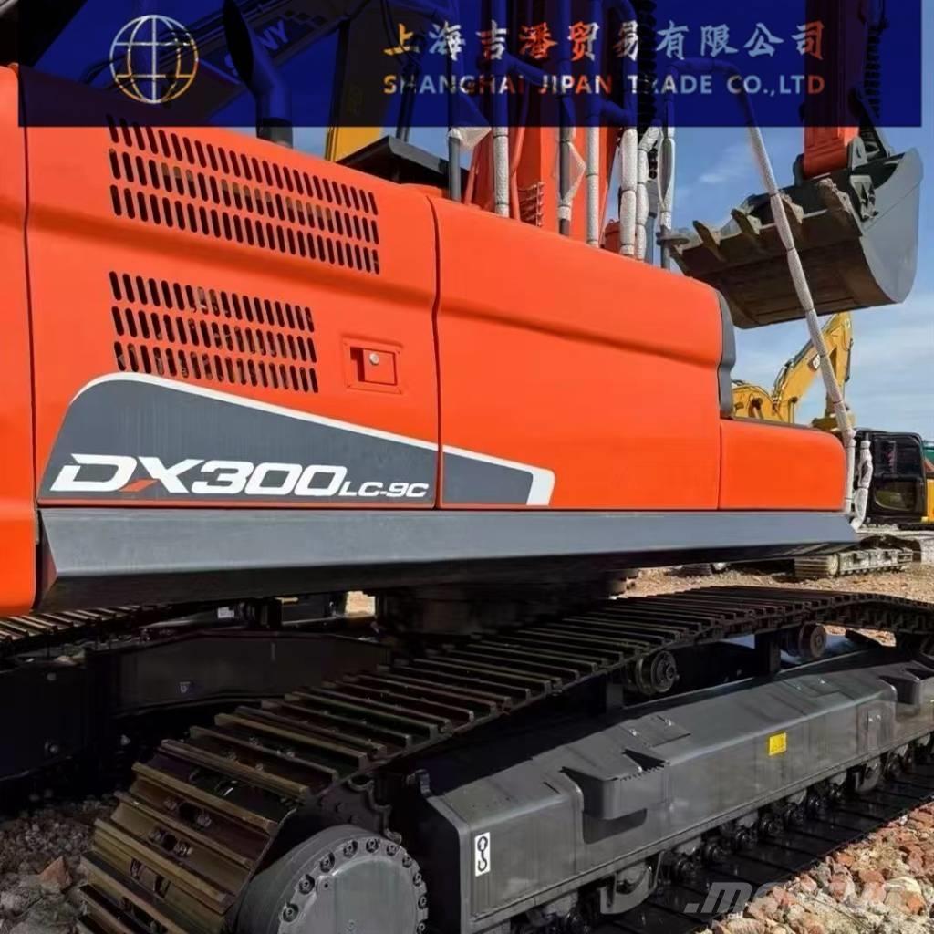 Doosan DX 300 Bageri gusjeničari