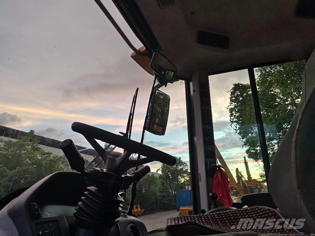 Volvo L 120 Utovarivači na kotačima