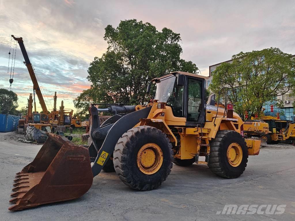 Volvo L 120 Utovarivači na kotačima