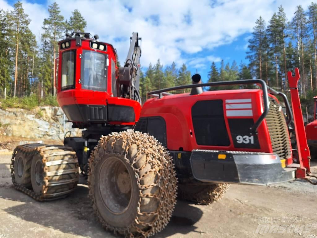 Komatsu 931 Harversteri