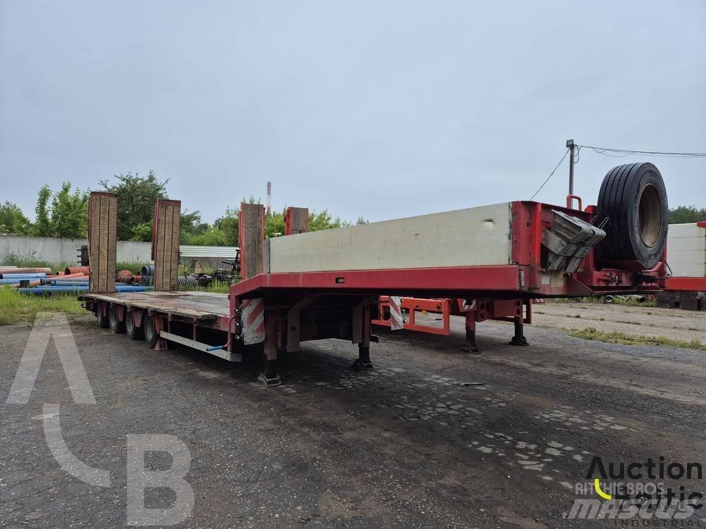 HRD STL M4N Poluprikolice sa ceradom