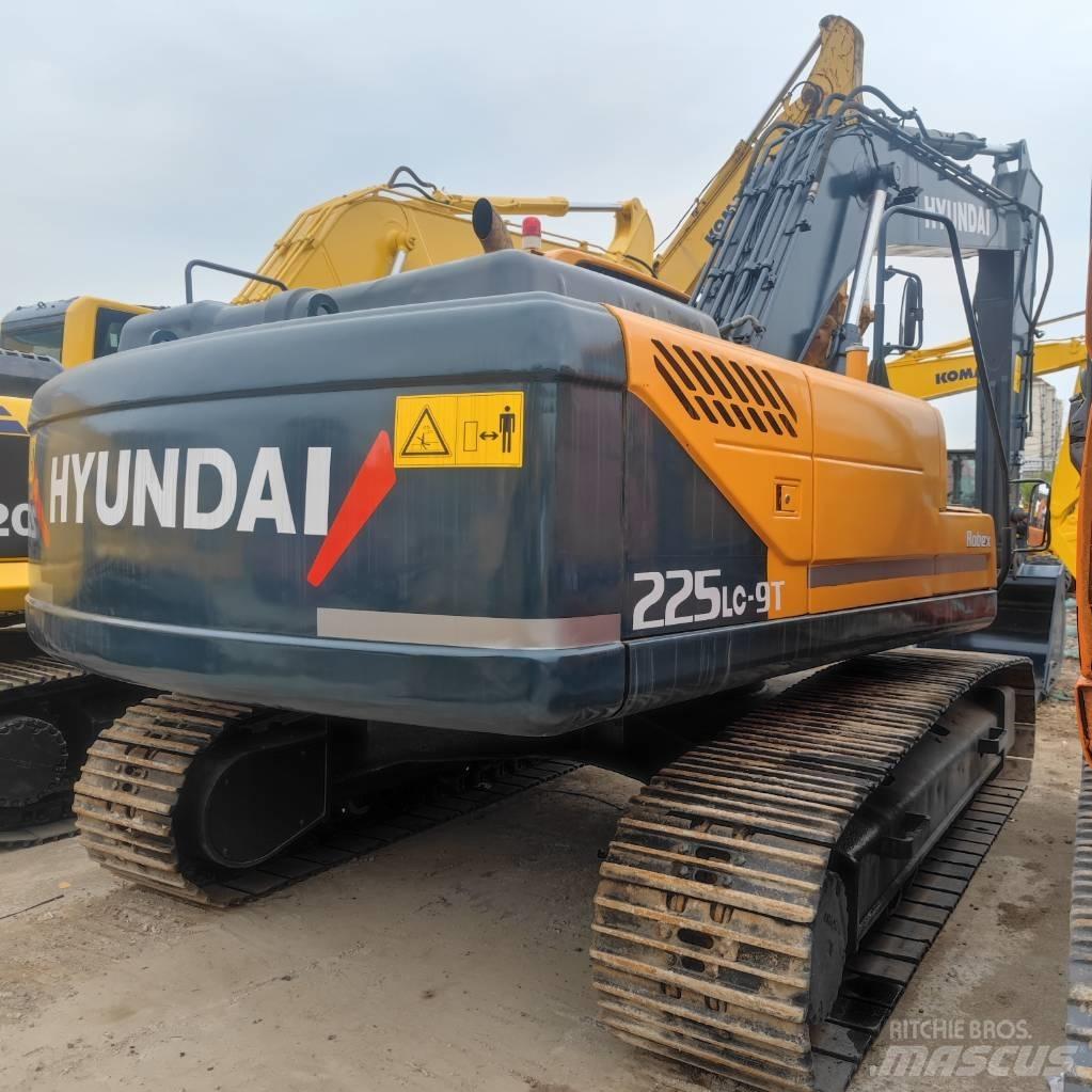 Hyundai R 225LC-9T Bageri gusjeničari