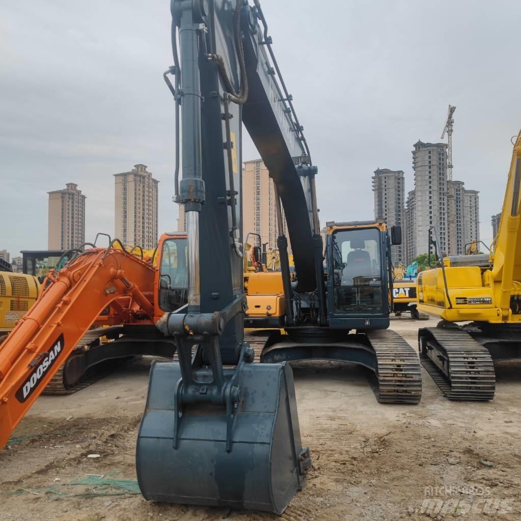Hyundai R 225LC-9T Bageri gusjeničari