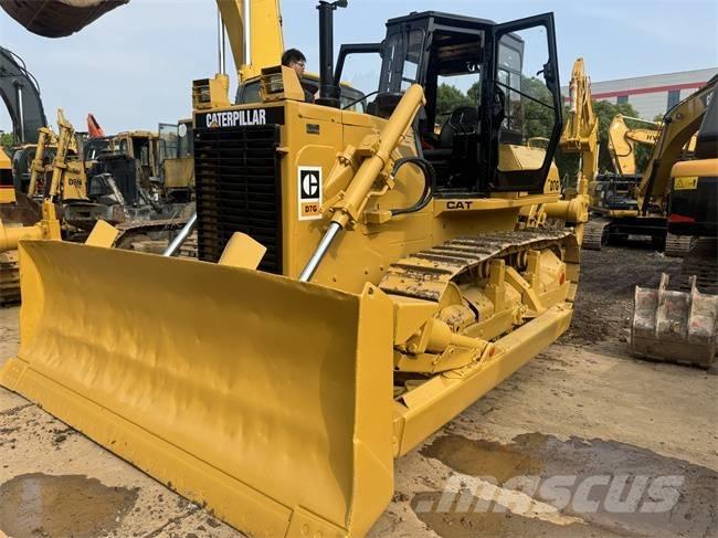 CAT D 7 G Buldožeri gusjeničari
