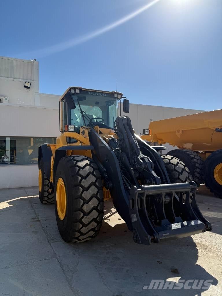 Volvo L 120 F Utovarivači na kotačima
