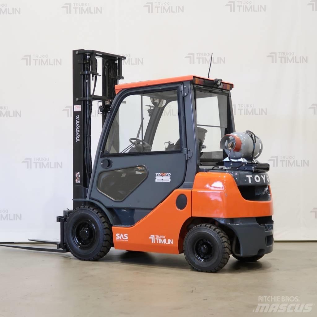 Toyota 02-8FGF25 Plinski viličari