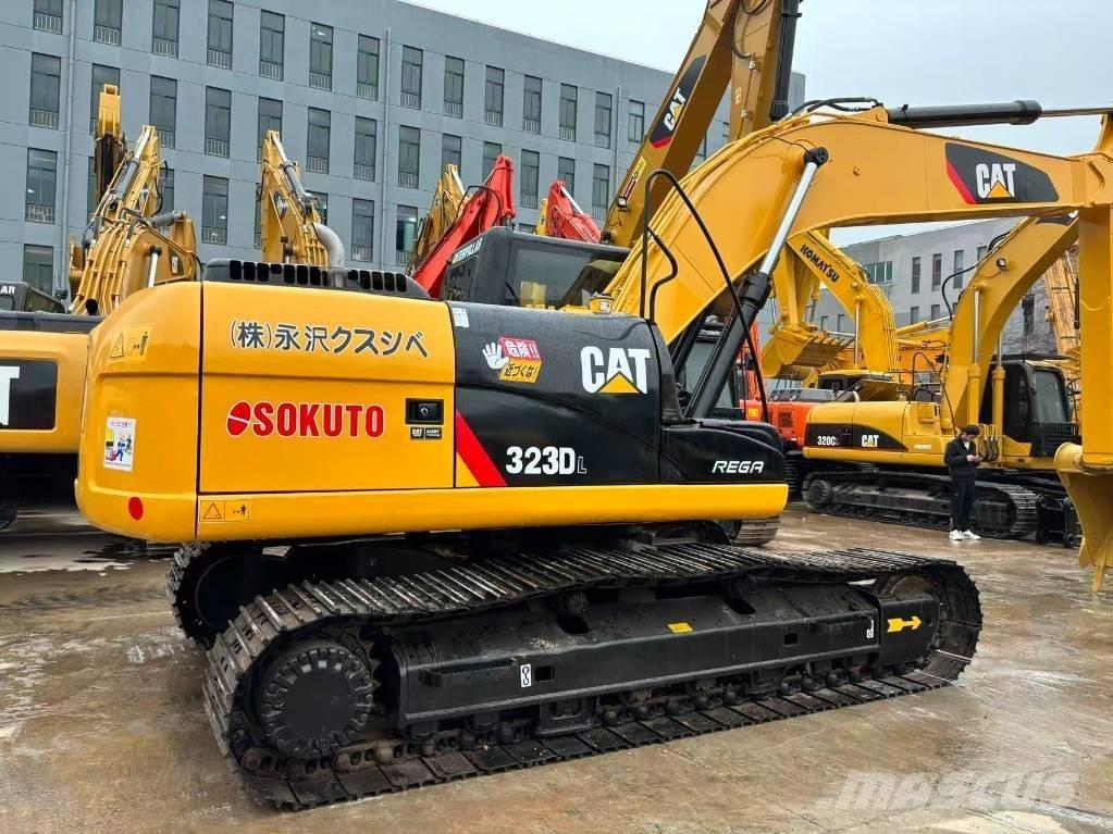 CAT 323 D Bageri gusjeničari