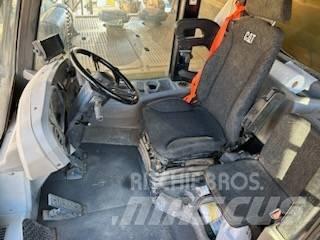 CAT 777F Zglobni demperi