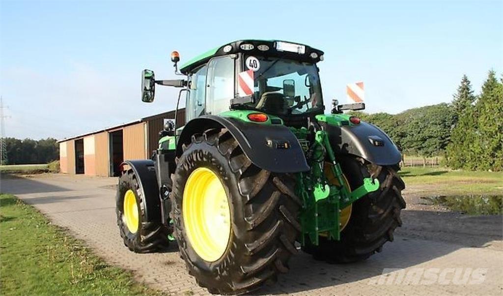 John Deere 6R195 Traktori