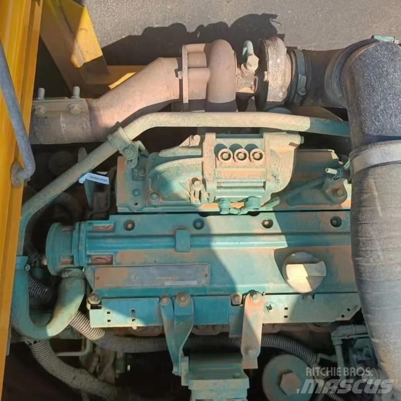 Volvo EC 140 Bageri gusjeničari