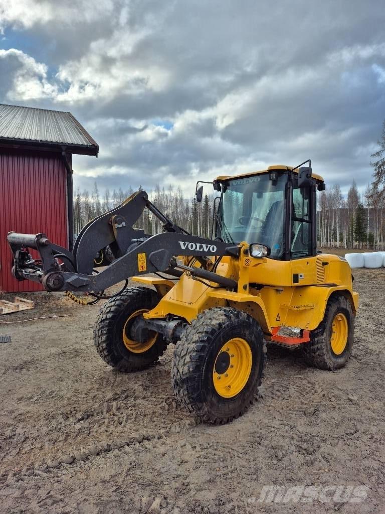 Volvo L 30 G Utovarivači na kotačima