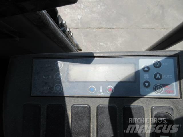 New Holland E 245 Bageri gusjeničari