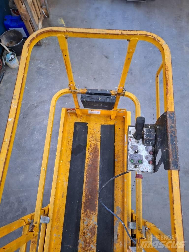 Haulotte Compact 8 Škaraste platforme