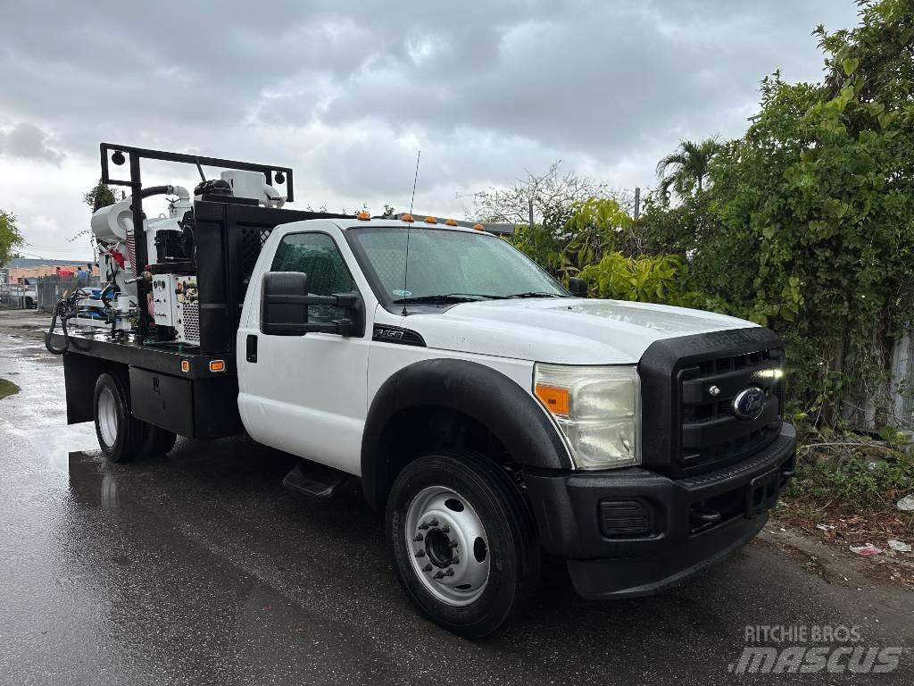 Ford F 450 Kombiji / vakuumski kamioni