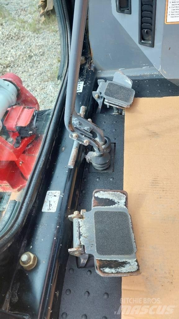 Takeuchi TB 23 R Mini bageri <7t