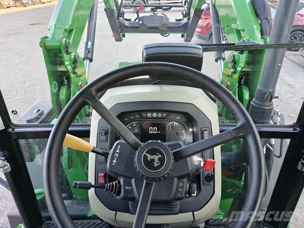 John Deere 5100 M Traktori