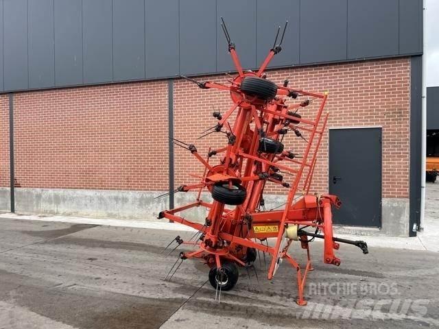 Kuhn GF8501 Okretači i sakupljači sijena