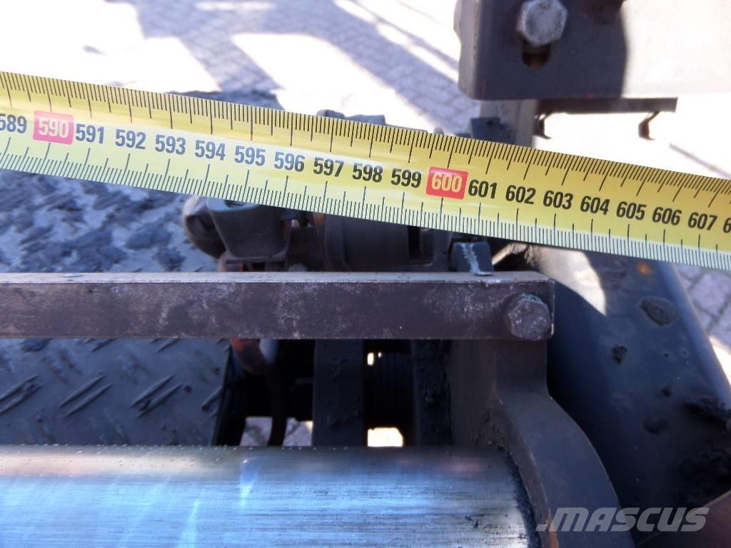 Dynapac F 30 CR Asfaltni finišeri