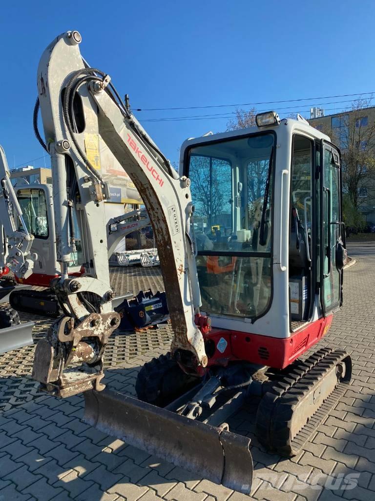 Takeuchi TB216 V4 Mini bageri <7t