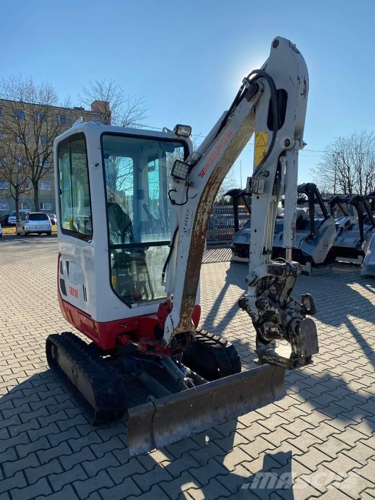 Takeuchi TB216 V4 Mini bageri <7t
