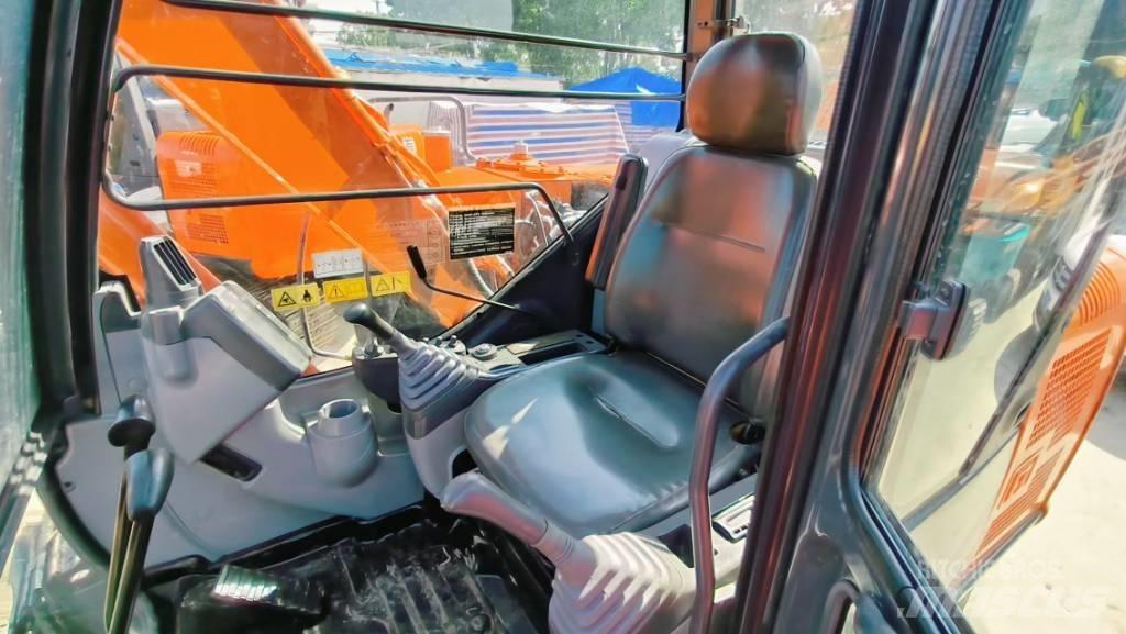 Hitachi ZX 70 Mini bageri <7t