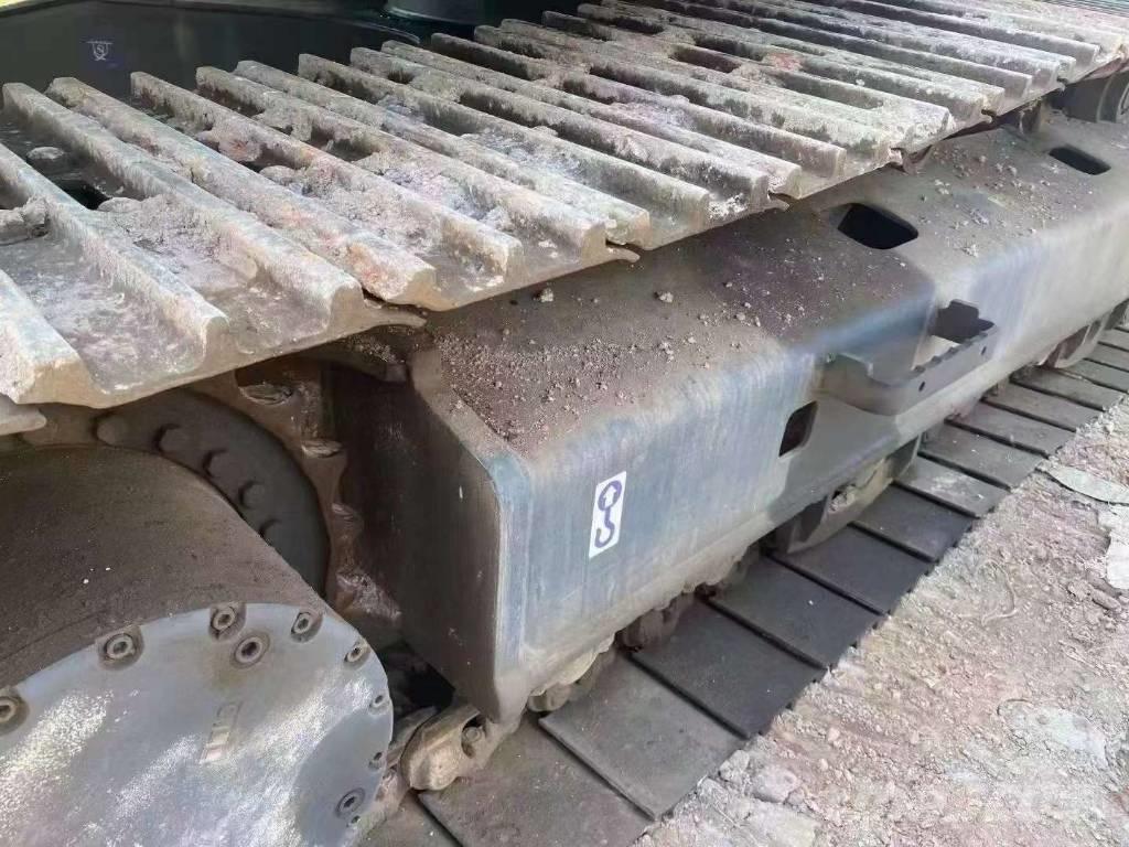 Kobelco SK 210 D Bageri gusjeničari