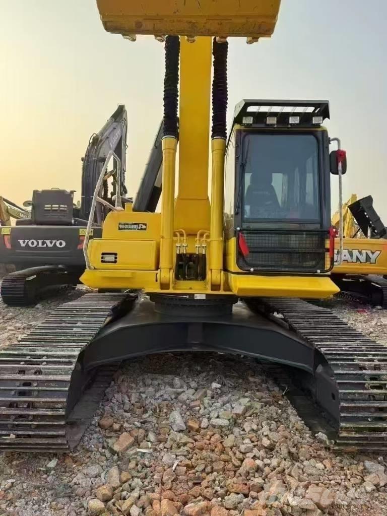 Komatsu PC 240 Bageri gusjeničari