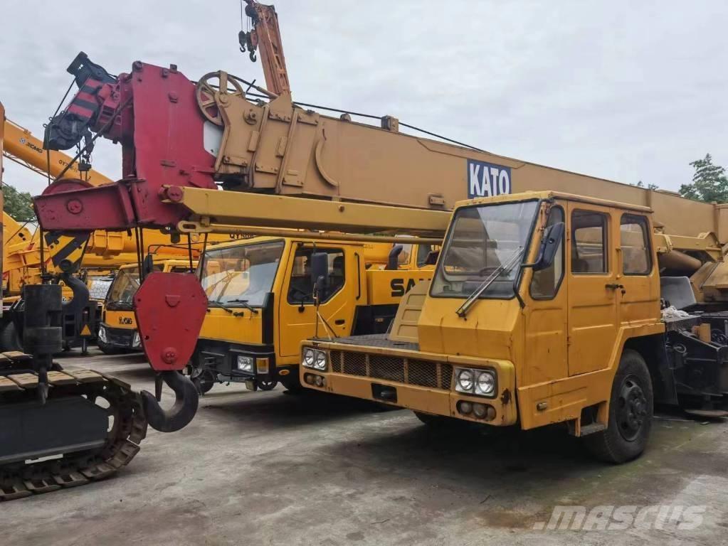 Kato 2500 KVA Rabljene dizalice za težak teren