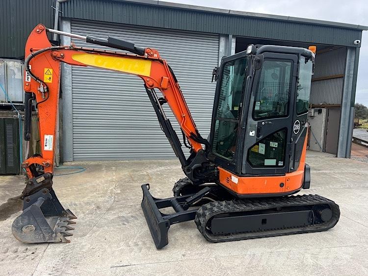 Hitachi ZX33U-5CLR Mini bageri <7t