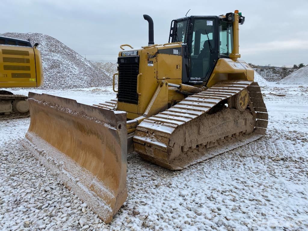 CAT D 6 N LGP Buldožeri gusjeničari