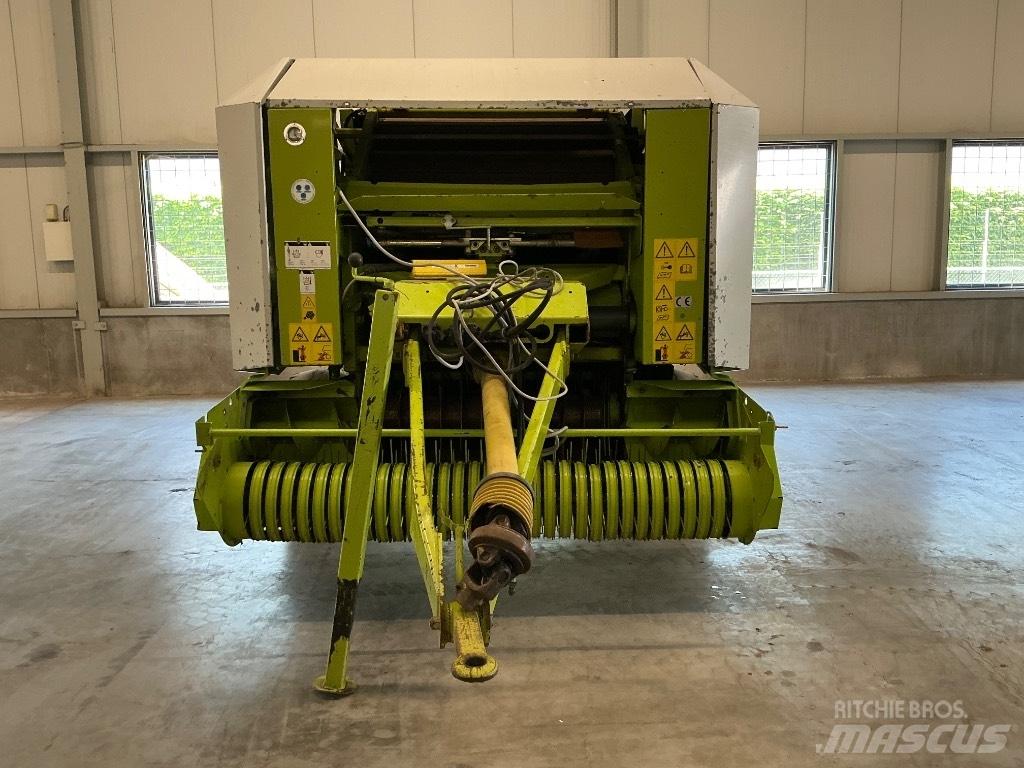 CLAAS Rollant 240 Rolo balirke