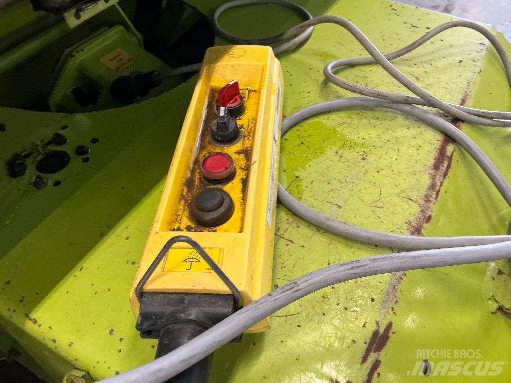 CLAAS Rollant 240 Rolo balirke