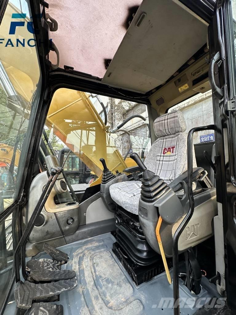 CAT 320 D Bageri gusjeničari