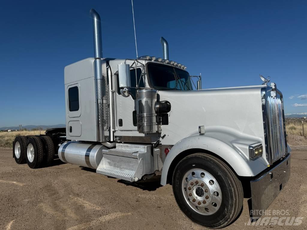 Kenworth W 900 Traktorske jedinice