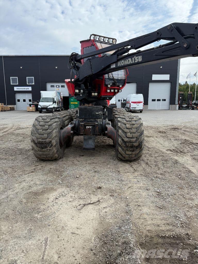 Komatsu 931XC / C144 Harversteri