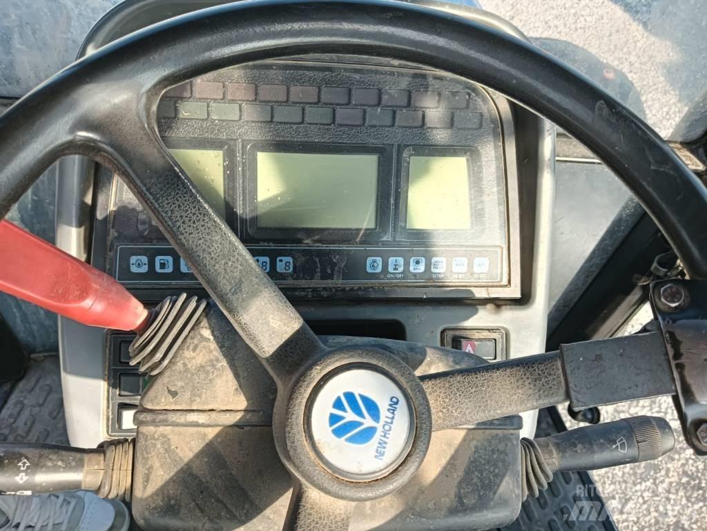 New Holland TS 100 Traktori