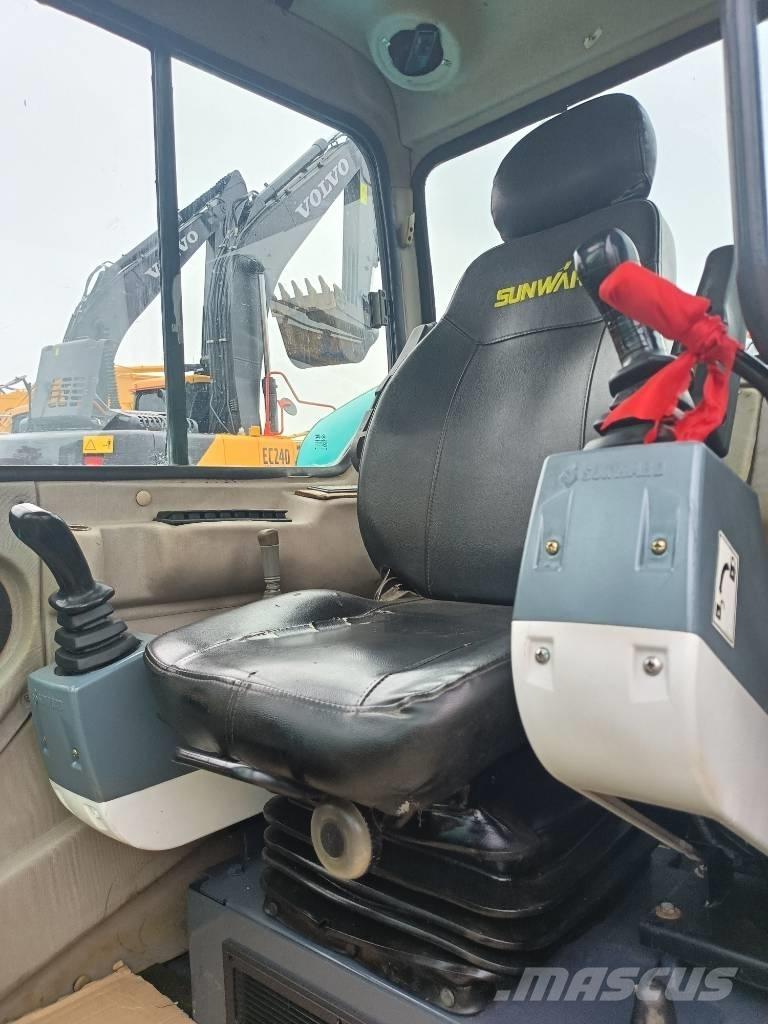 Sunward SWE 80 Bageri gusjeničari