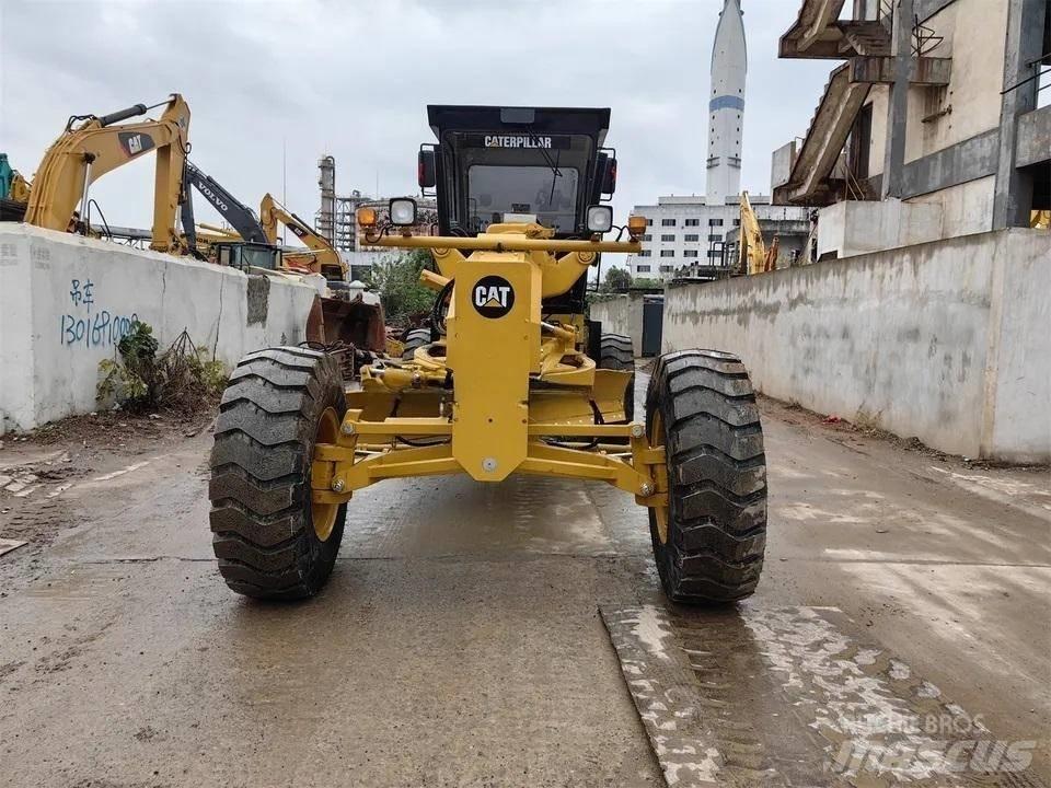 CAT 140K Grejderi