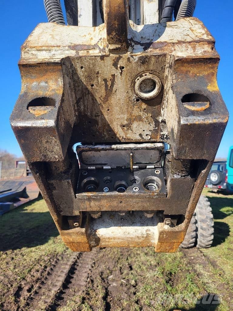 Hitachi ZX 170 W-3 Bageri na kotačima