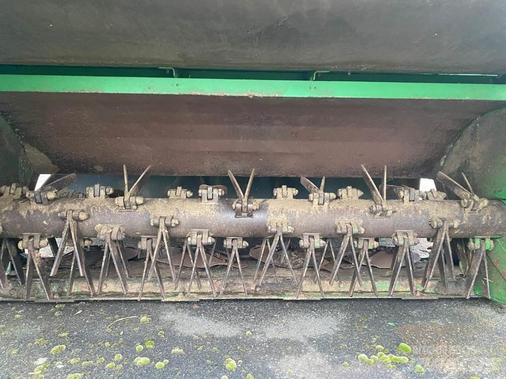 John Deere 730 Priključne i vučne kosilice