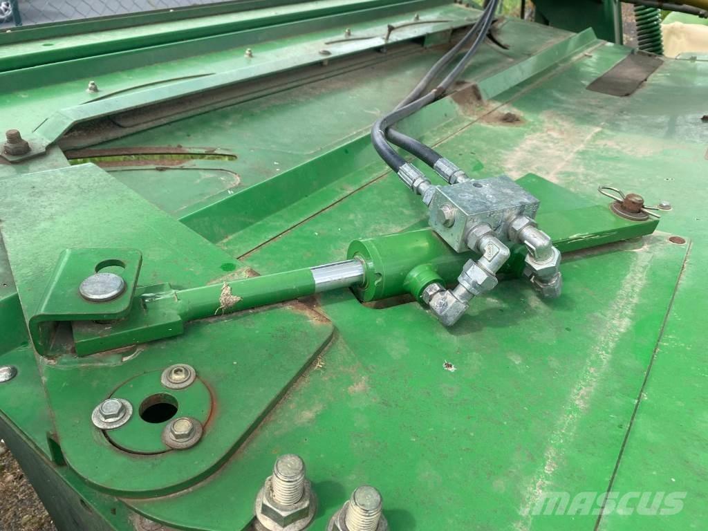John Deere 730 Priključne i vučne kosilice
