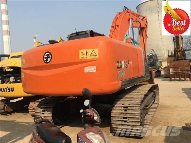 Hitachi ZX 200 Bageri gusjeničari