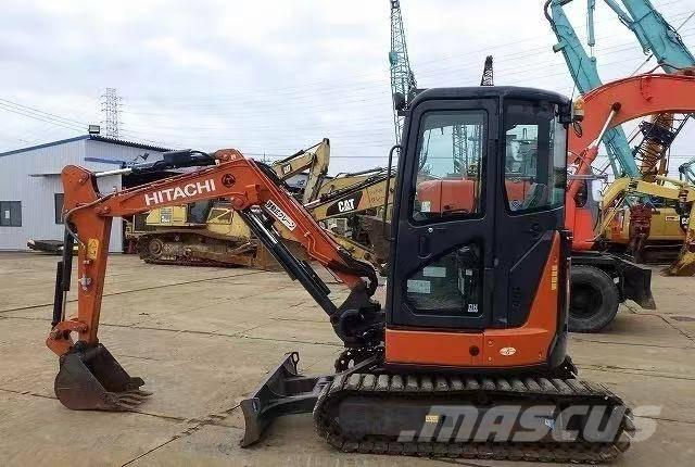 Hitachi 30 Bageri gusjeničari