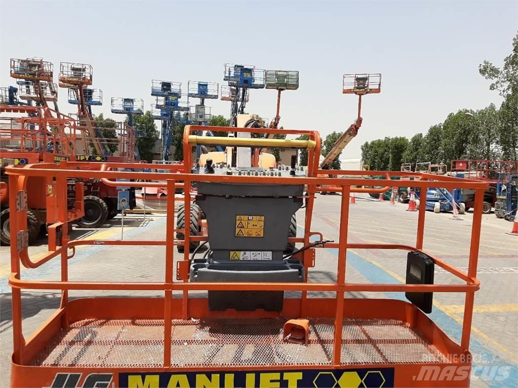 JLG 800AJ Zglobne podizne platforme