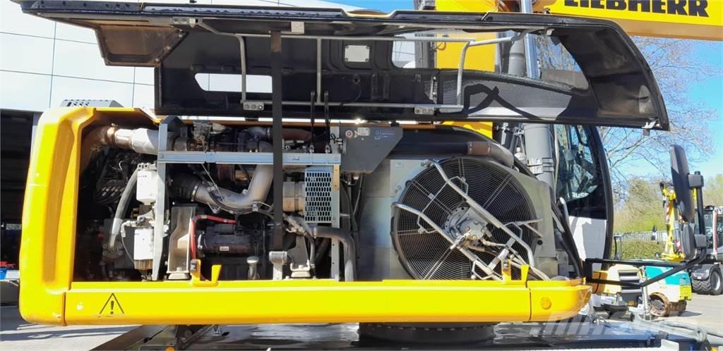 Liebherr A920 Bageri na kotačima